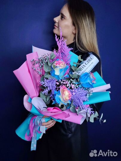 Синие и двухцветные розы