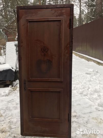 Входная дверь,дубовая