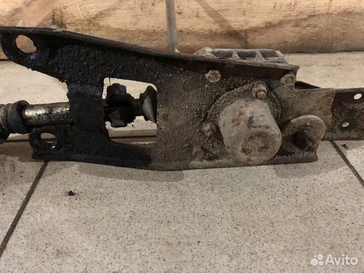 Кулиса Chevrolet Niva 2123