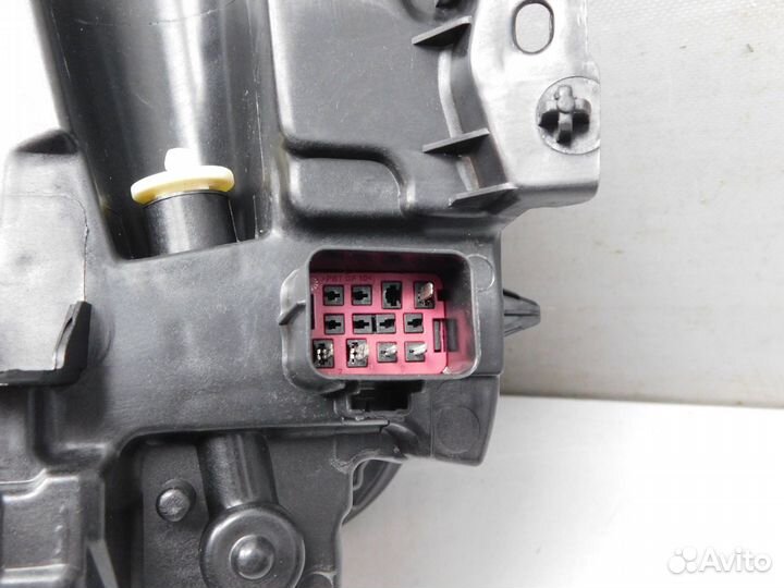 Фара правая Volvo XC60 (96742)