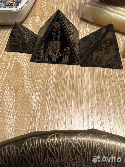 Египетская статуэтка