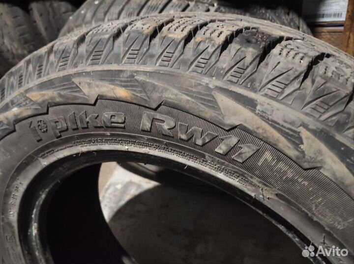 Hankook I'Pike RW11 235/65 R17 108T