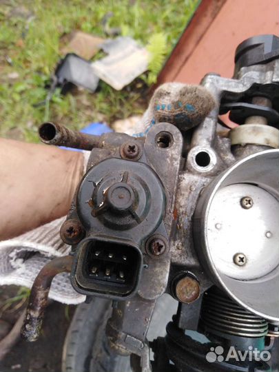 Дроссельная заслонка 4g64 Галант 8 USA 2.4 4g64