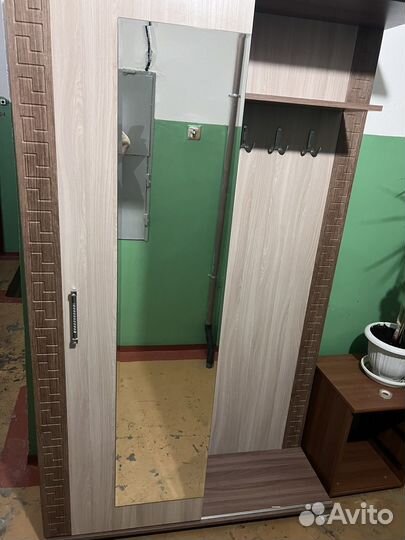 Шкаф в прихожую