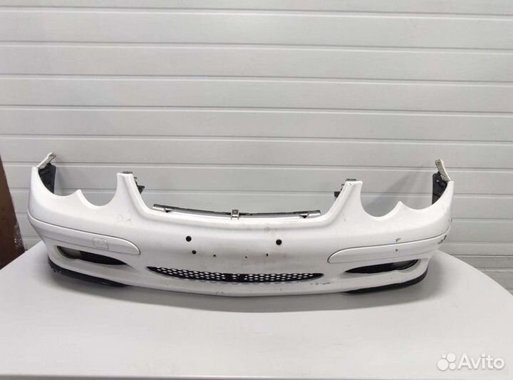 Бампер Mercedes C W203