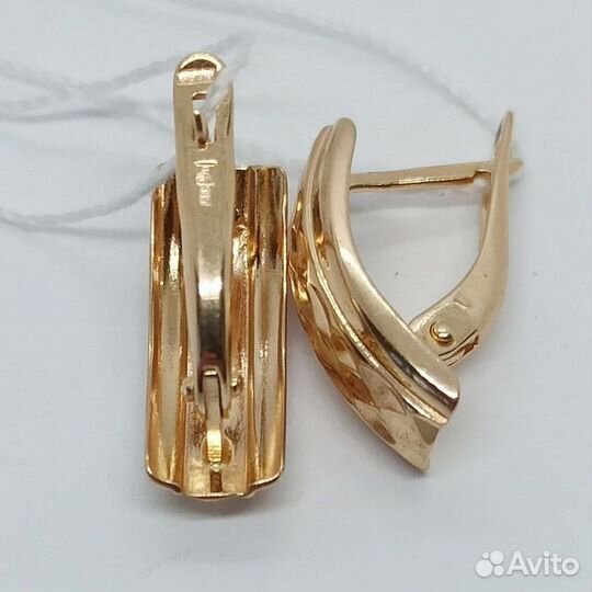 Золотые серьги