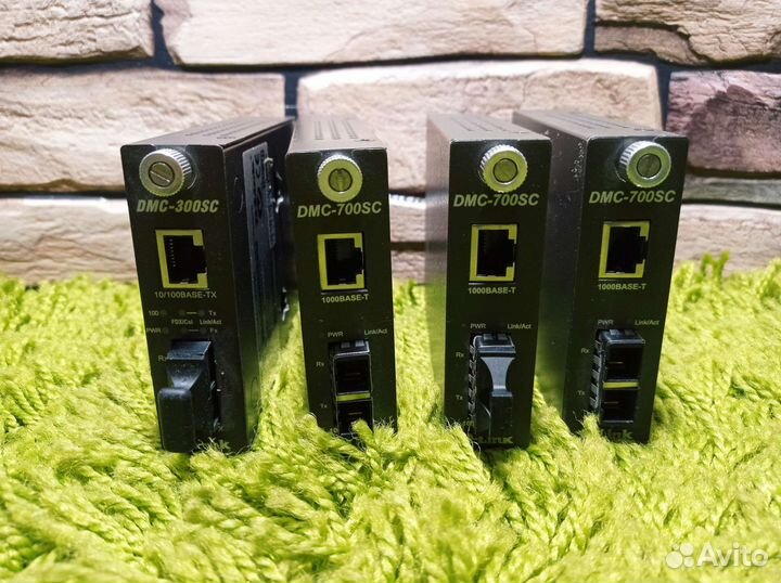 Медиаконвертер DMC-700SC для оптоволокна