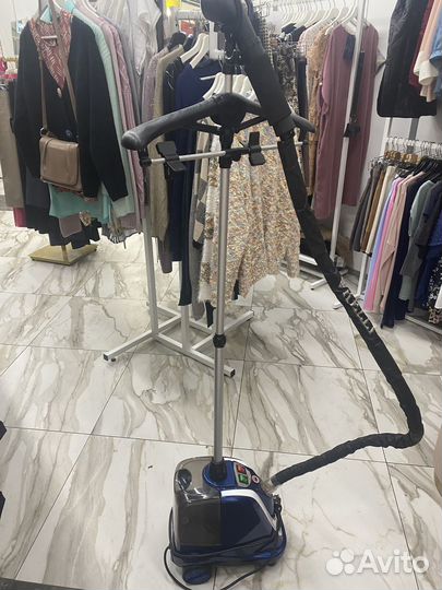 Отпариватель для одежды вертикальный