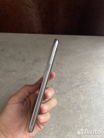 Телефон Samsung