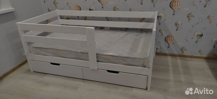 Кровать из массива берёзы