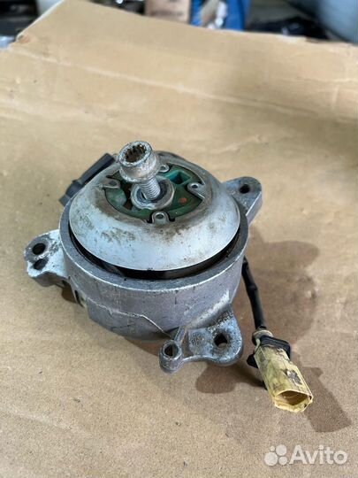 Подушка крепления кпп левая для Audi A8 D4/4H (200