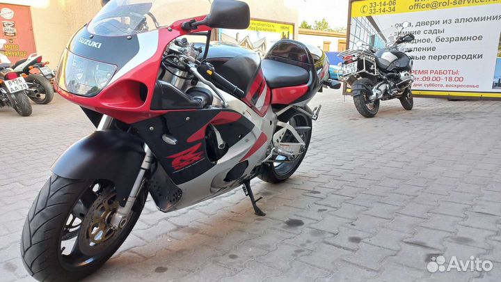 Suzuki gsxr 750