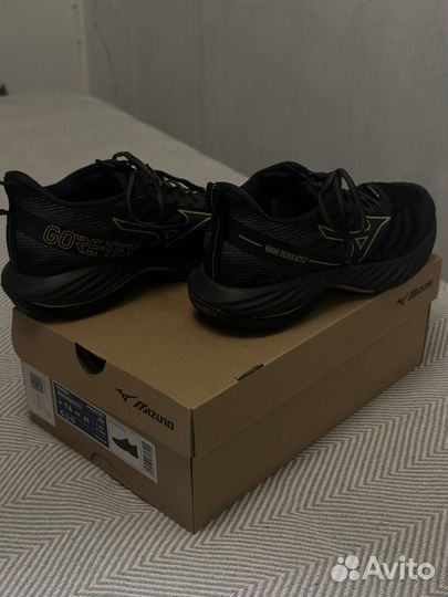 Беговые кроссовки Mizuno Wave Rider Gtx2