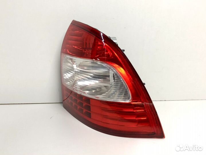 Фонарь задний правый LADA Priora 2013-2018