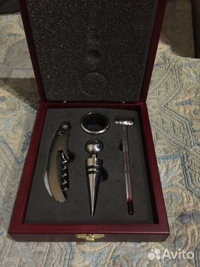 Подарочный винный набор