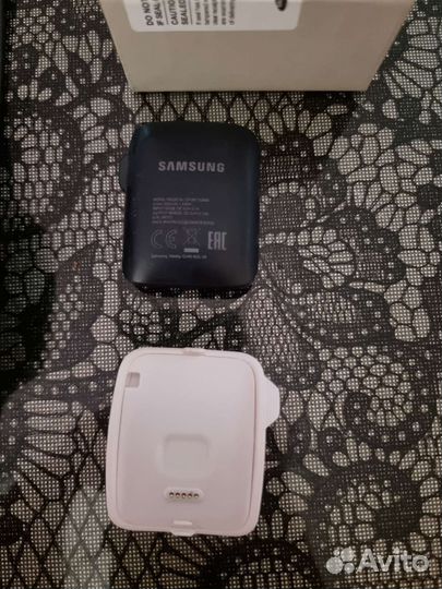 Смарт часы samsung Gear S