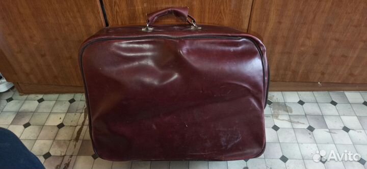 Чемоданы времен СССР