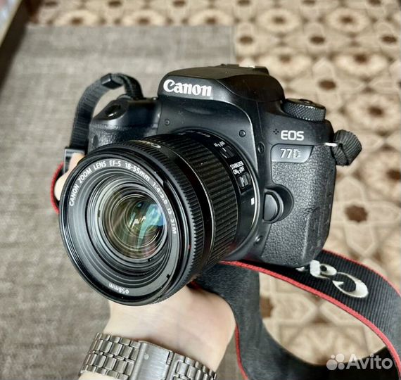 Canon EOS 77d 18-55 mm STM