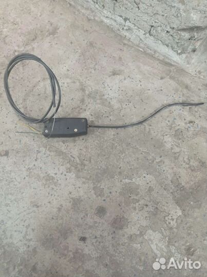 Замки капота defen time, бу