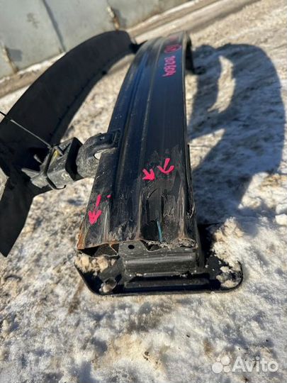 Усилитель переднего бампера Hyundai Creta 2016 Хун