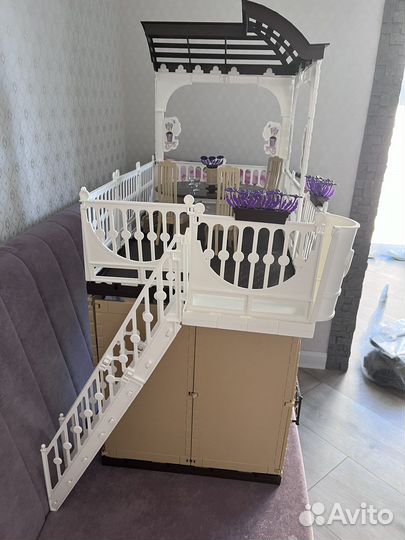 Домик кукольный