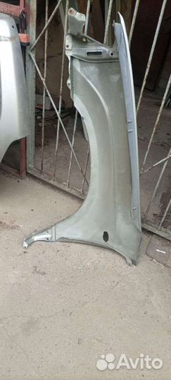 Крыло переднее правое Subaru Forester оригинал б\у