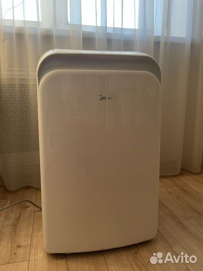 Мобильный напольный кондиционер midea