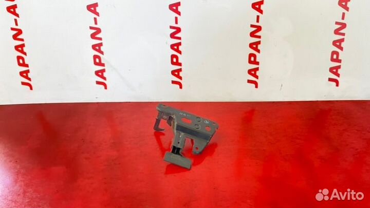 Замок капота Audi A6 C6 BDW 2.4 2004—2008