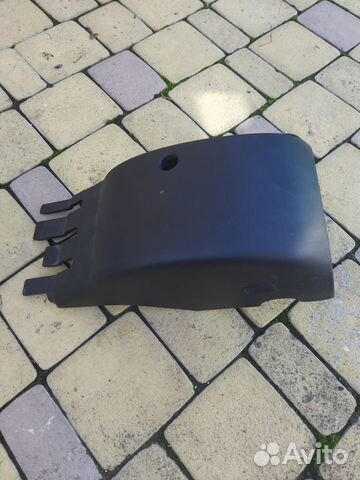 Подрулевой кожух Audi Q3