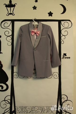 Продам новые костюмы для мальчиков