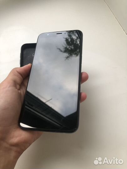Телефон samsung J6 plus