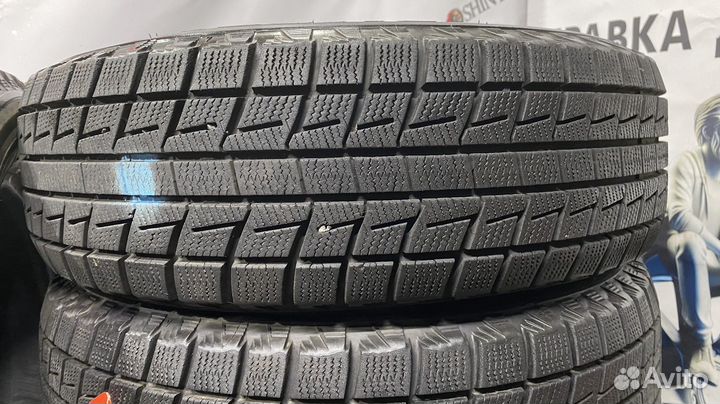 Bridgestone Blizzak Revo1 205/60 R16
