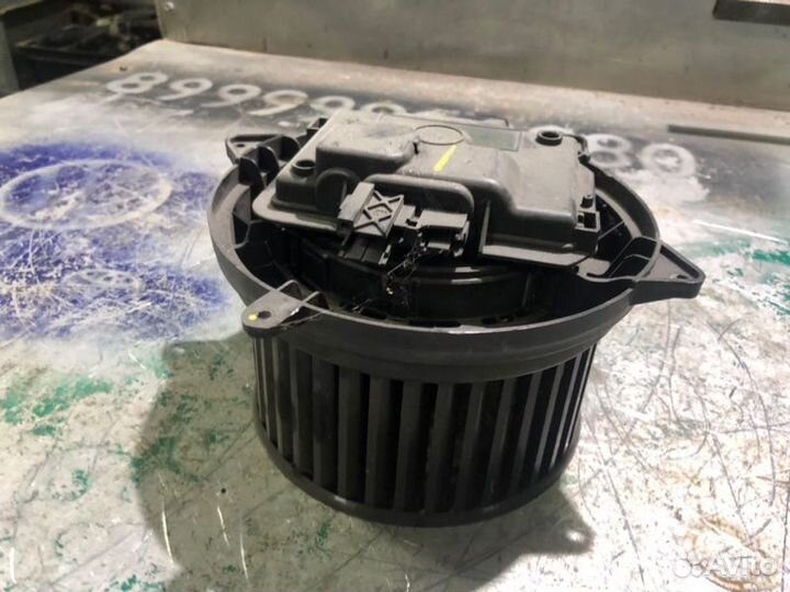 Моторчик печки Mercedes-Benz Ml W164