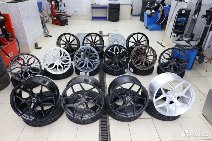 Кованые диски R22 Audi EVO-3R