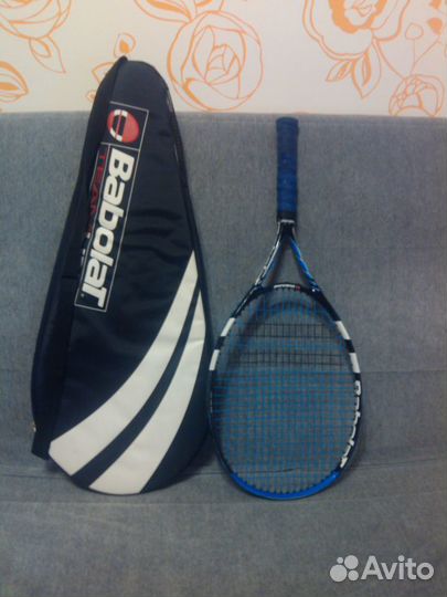 Теннисная ракетка