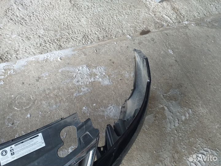 Бампер передний Skoda Rapid 1