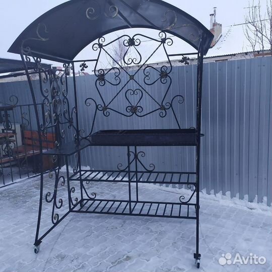 Мангал с навесом