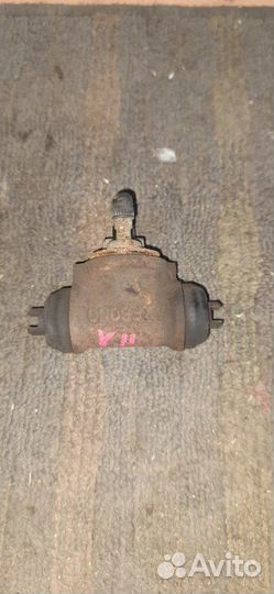 Цилиндр тормозной задний Nissan Wingroad WFY11