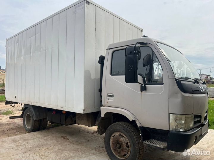 Промтоварный фургон 10 м³ DongFeng DFA1045, 2006