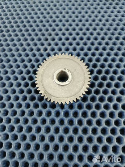 Suzuki bandit 250 шестерня стартера