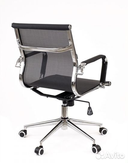 Офисное кресло