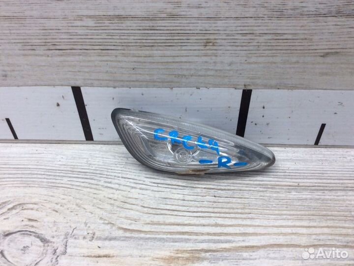 Повторитель поворота правый Hyundai Creta 49.000км