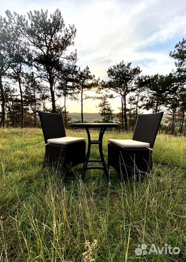 Стулья из ротанга