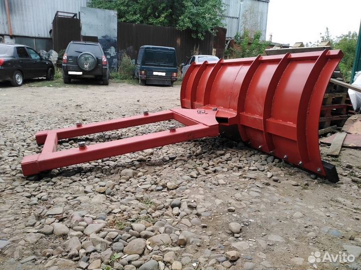 Отвал для вилочного погрузчика 2,5м