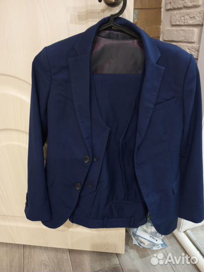 Костюм тройка на первоклассника