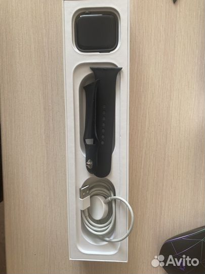 Часы apple watch 4 44mm