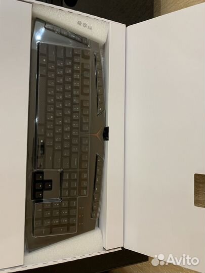 Игровая клавиатура Lenovo