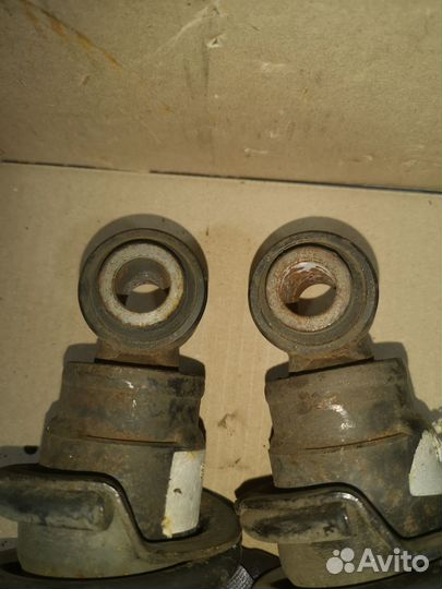 Стойка амортизатора задние mazda rx8