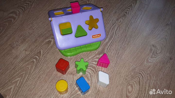 Развивающие игрушки сортер, пирамидка