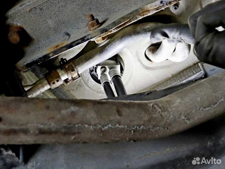 Toyota Highlander шланги заднего кондиционера